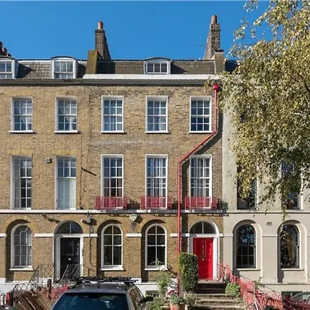 Ferienwohnung Entire Ground Floor Flat, Free Off-Street Parking And Large Garden London Exterior foto