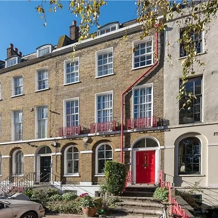 Ferienwohnung Entire Ground Floor Flat, Free Off-Street Parking And Large Garden London Exterior foto